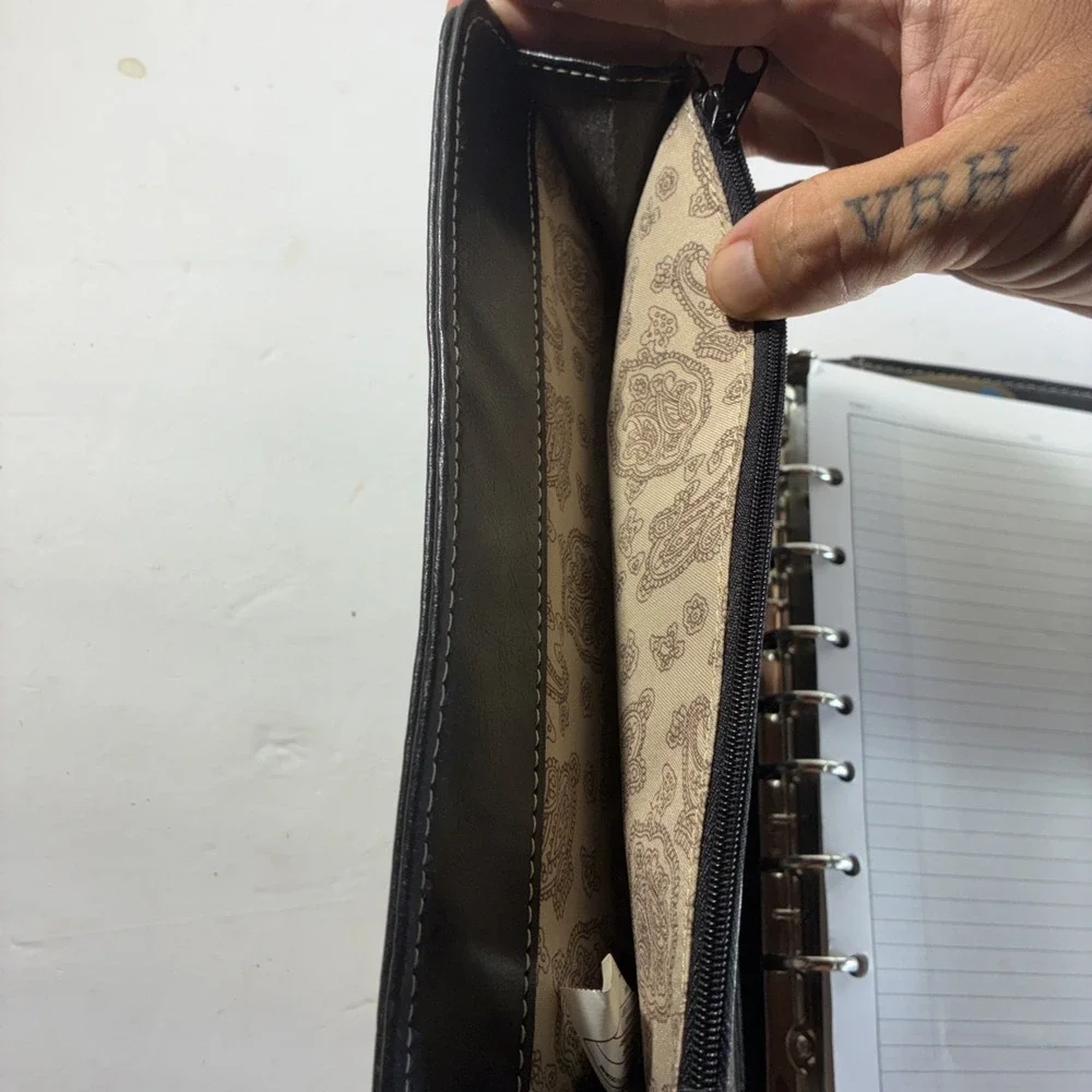 Franklin Covey Black Leather Planner 7 Ring Binder 7